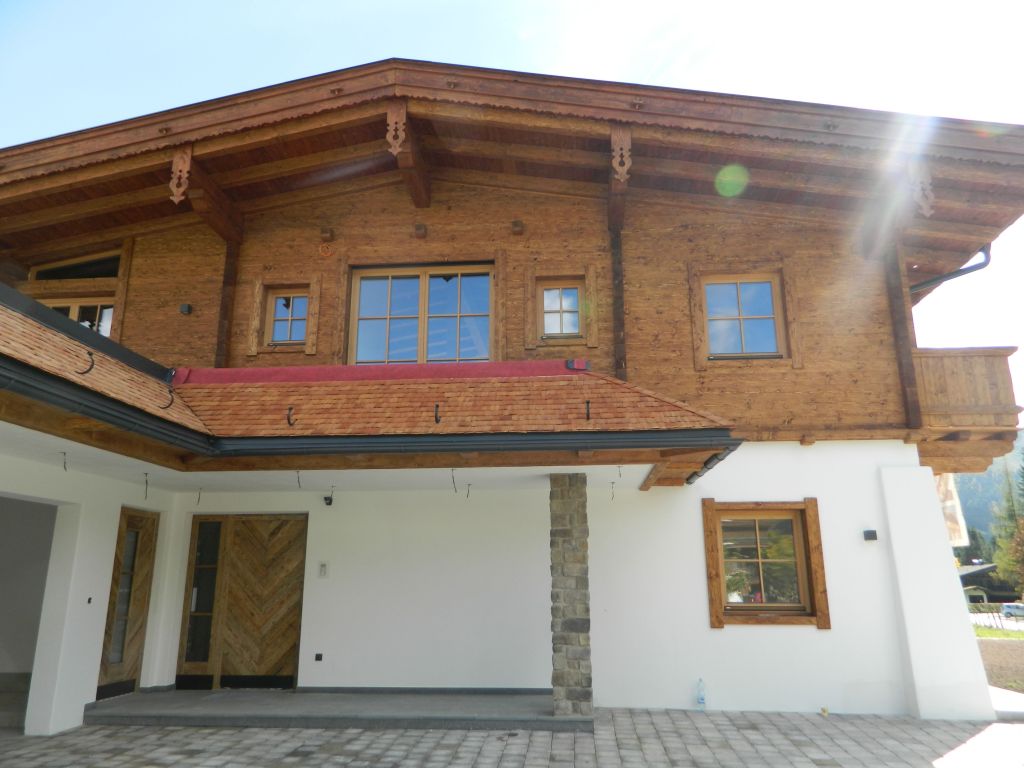 Dachstuhl, Täfer In Rustikaler Altholzoptik, Gehackt, Bebürstet U. M. Effektlasur Gestrichen